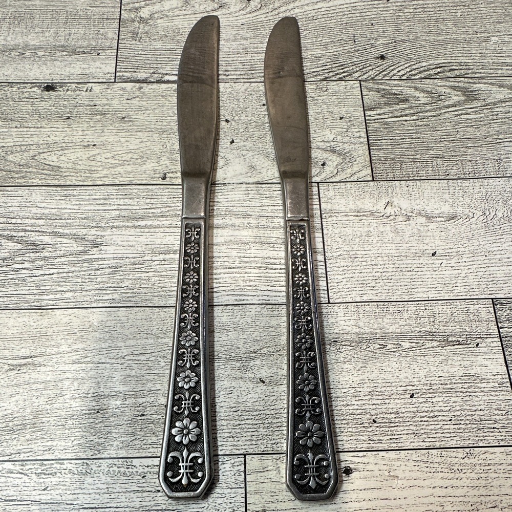 Korea Marked Stainless Steel Floral Handle Dinner Knives 2PC Glossy Vintage